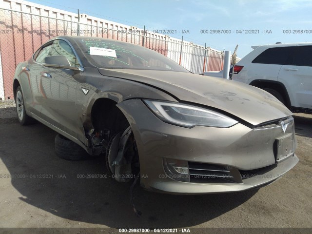 Tesla Model s (2016)