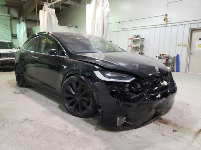 Tesla Model x (2017)