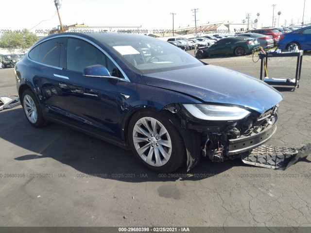 Tesla Model x (2017)