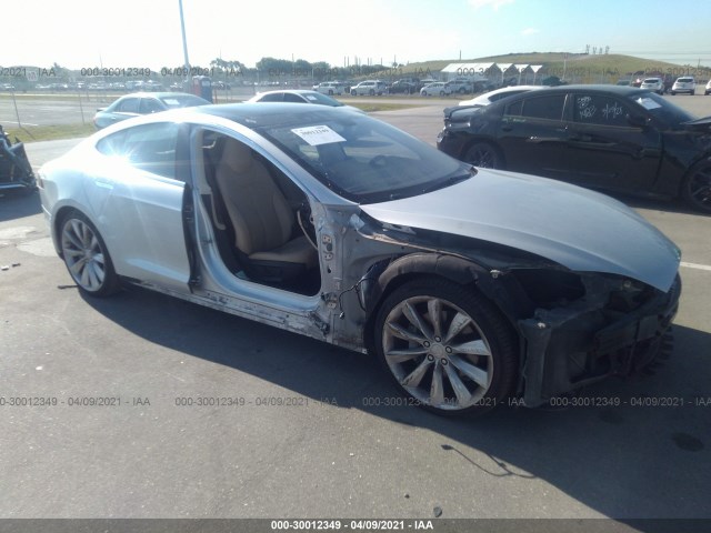 Tesla Model s (2013)