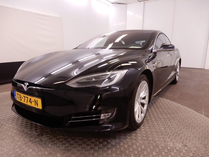 Tesla Model s (2018)