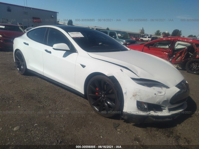 Tesla Model s (2015)