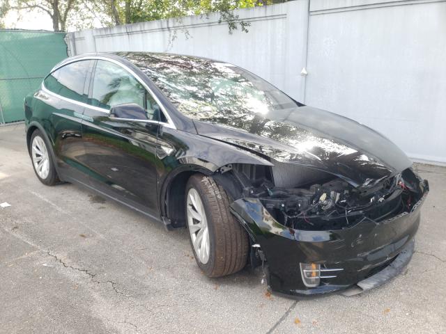 Tesla Model x (2016)