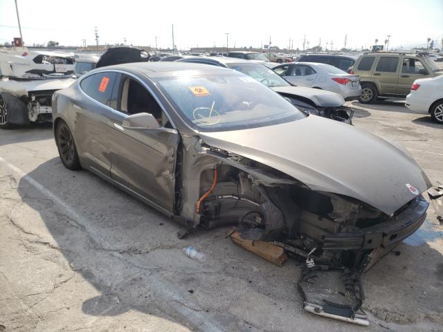 Tesla Model s (2015)