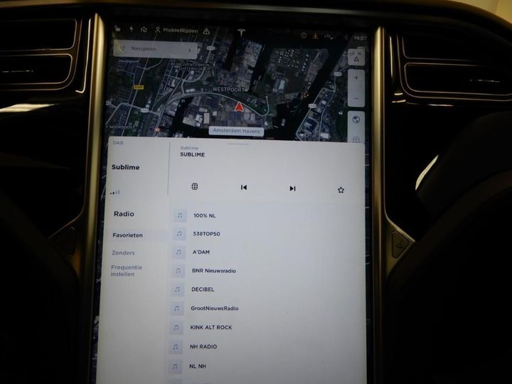 Tesla Model s (2018)