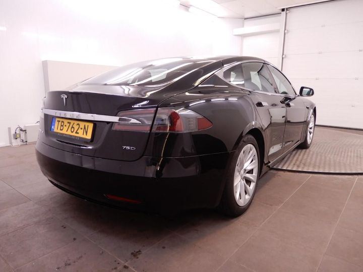 Tesla Model s (2018)