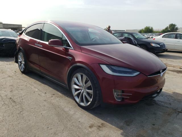 Tesla Model x (2016)
