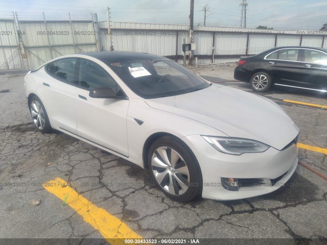 Tesla Model s (2020)