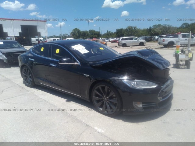 Tesla Model s (2015)