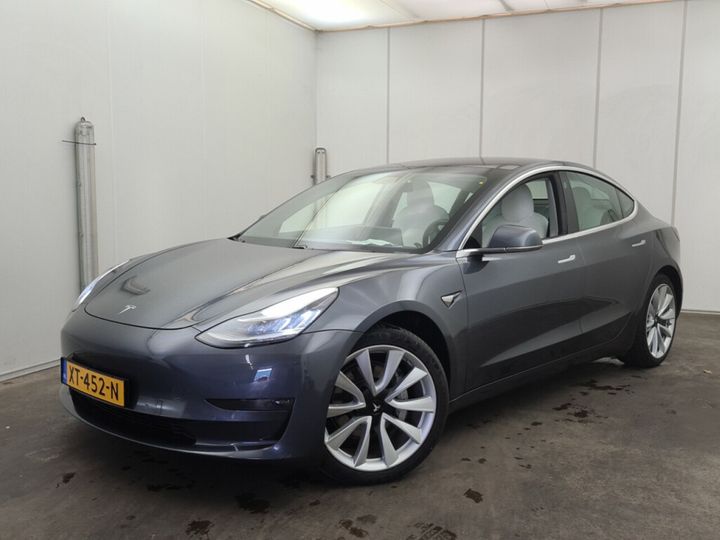 Tesla Model (2019)
