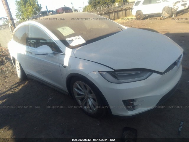 Tesla Model x (2020)