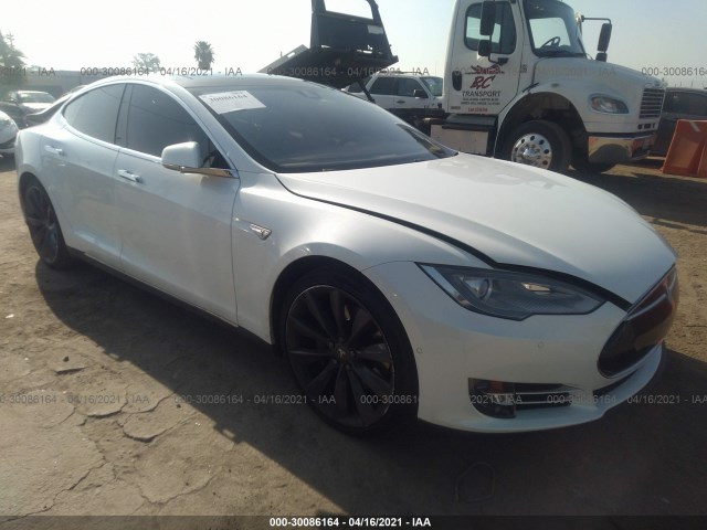 Tesla Model s (2015)