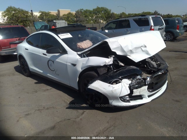 Tesla Model s (2015)