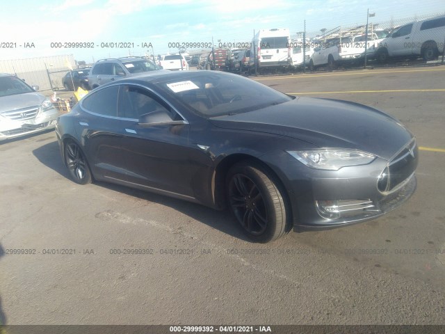 Tesla Model s (2015)