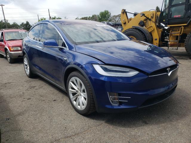 Tesla Model x (2020)