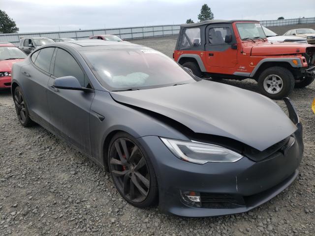Tesla Model s (2017)
