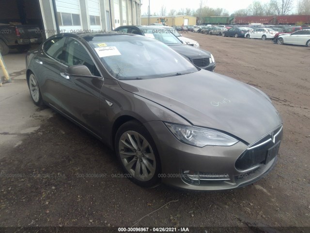 Tesla Model s (2016)