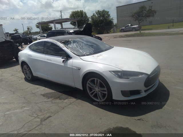 Tesla Model s (2015)
