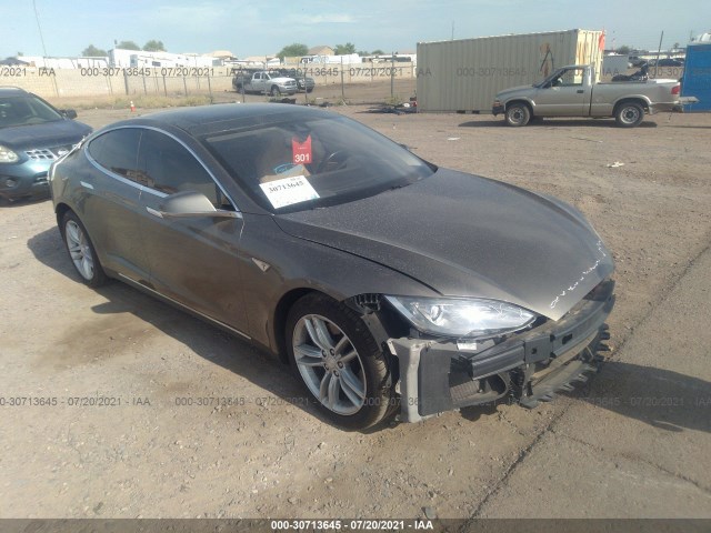 Tesla Model s (2015)