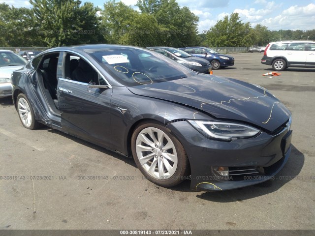 Tesla Model s (2020)