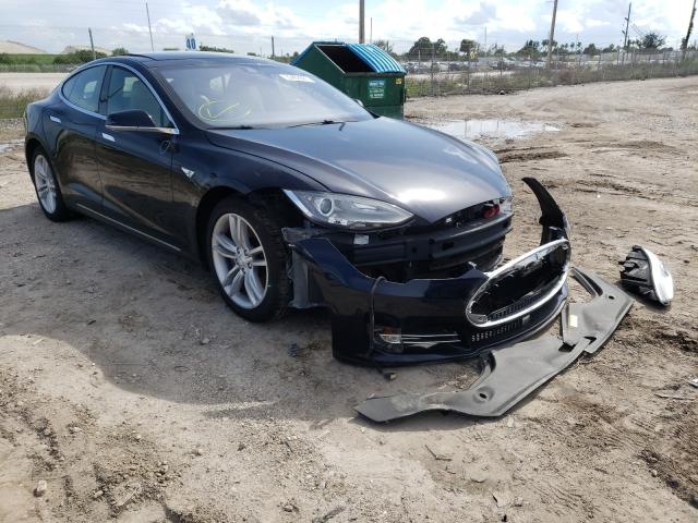 Tesla Model s 85 (2015)