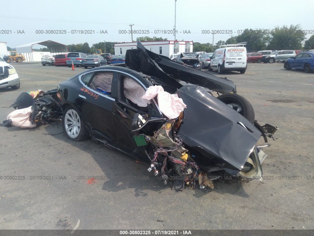 Tesla Model s (2017)