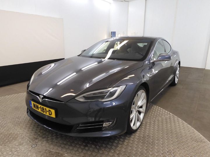 Tesla Model s (2017)