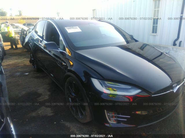 Tesla Model x (2017)