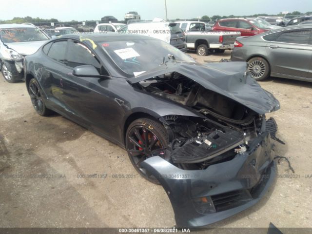 Tesla Model s (2016)