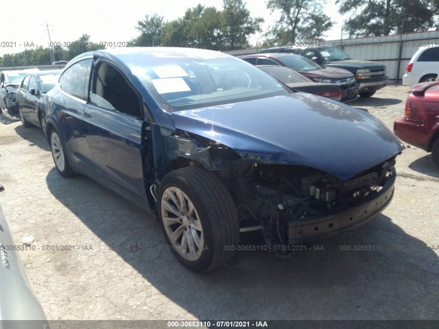 Tesla Model x (2016)
