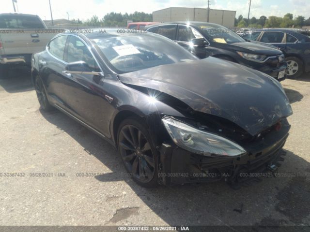 Tesla Model s (2015)