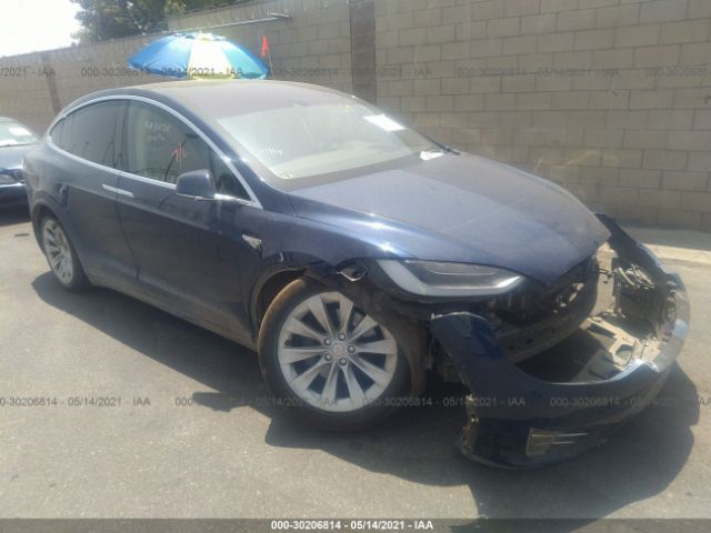 Tesla Model x (2016)