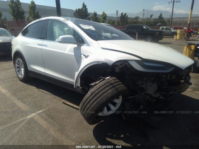 Tesla Model x (2017)