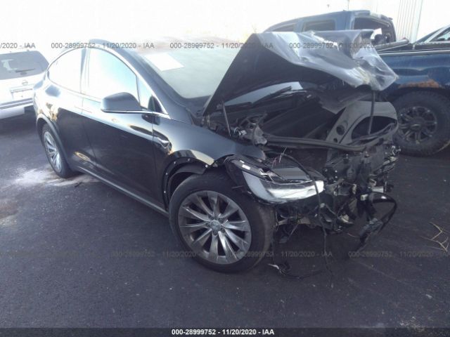 Tesla Model x (2018)