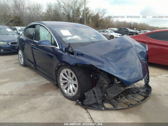 Tesla Model x (2017)