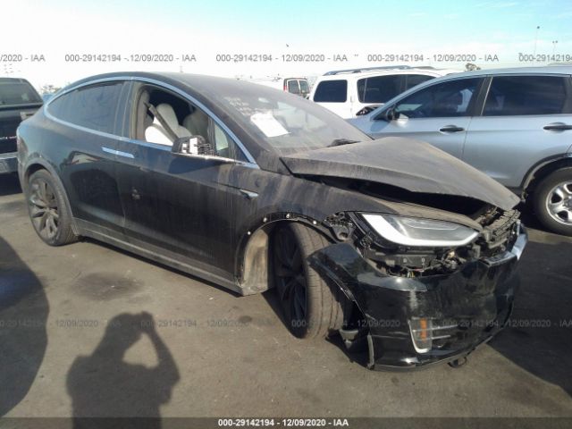 Tesla Model x (2018)