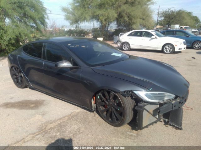 Tesla Model s (2018)