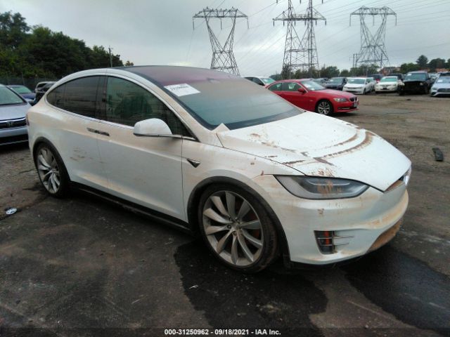 Tesla Model x (2017)