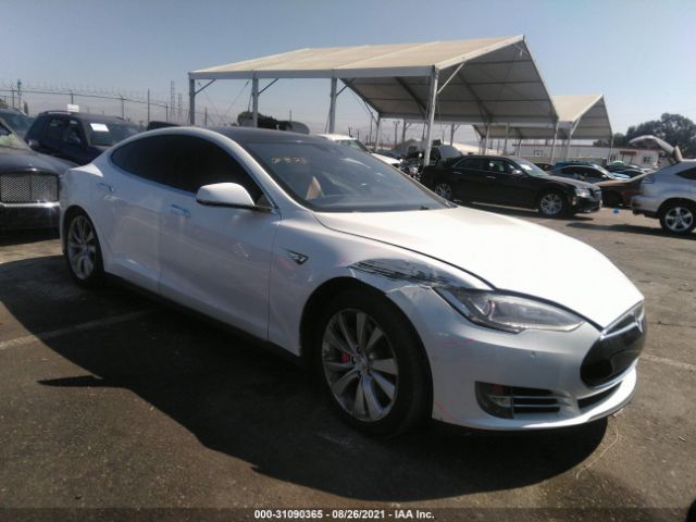 Tesla Model s (2015)