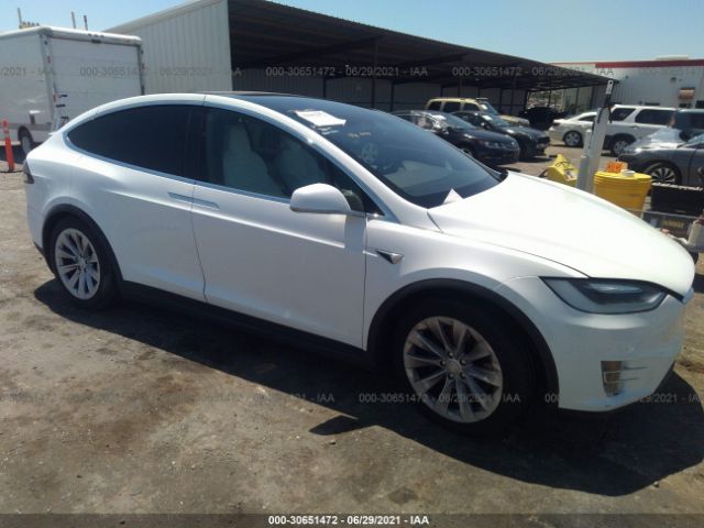 Tesla Model x (2016)
