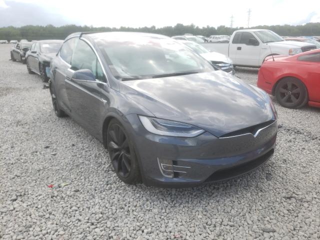 Tesla Model x (2017)
