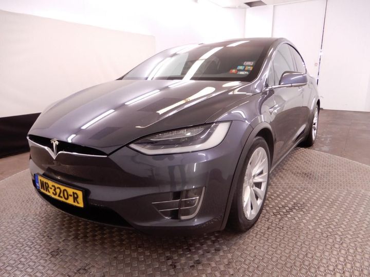 Tesla Model x (2017)