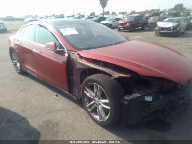 Tesla Model s (2015)