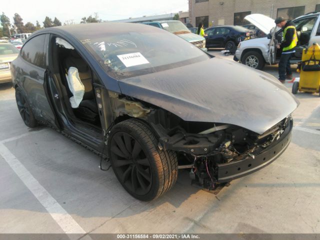 Tesla Model x (2018)