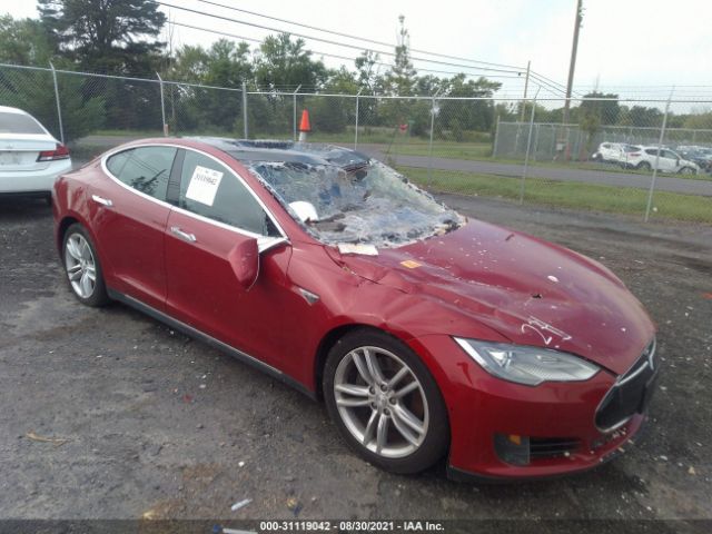 Tesla Model s (2015)