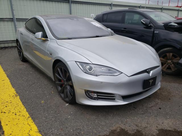 Tesla Model s (2016)
