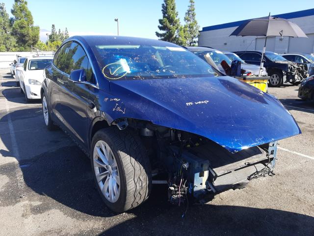 Tesla Model x (2017)