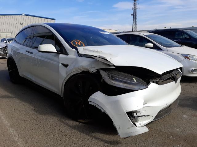 Tesla Model x (2020)