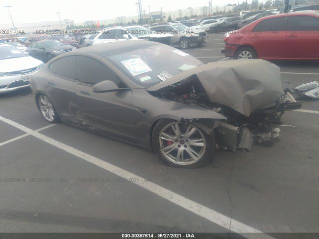 Tesla Model s (2020)