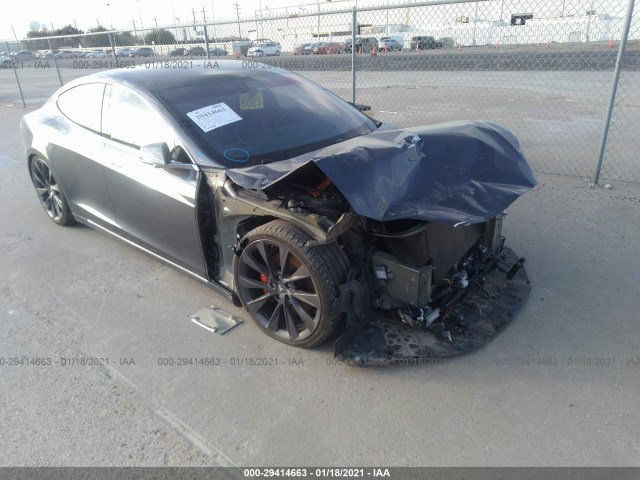 Tesla Model s (2020)